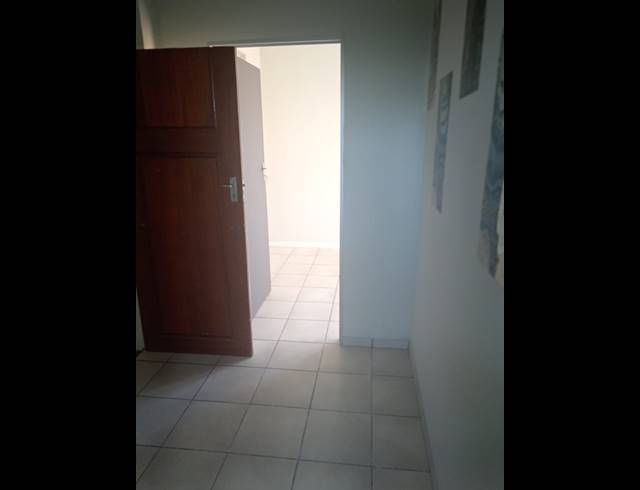 3 BEDROOM APARTMENT FOR SALE IN SUNNYSIDE